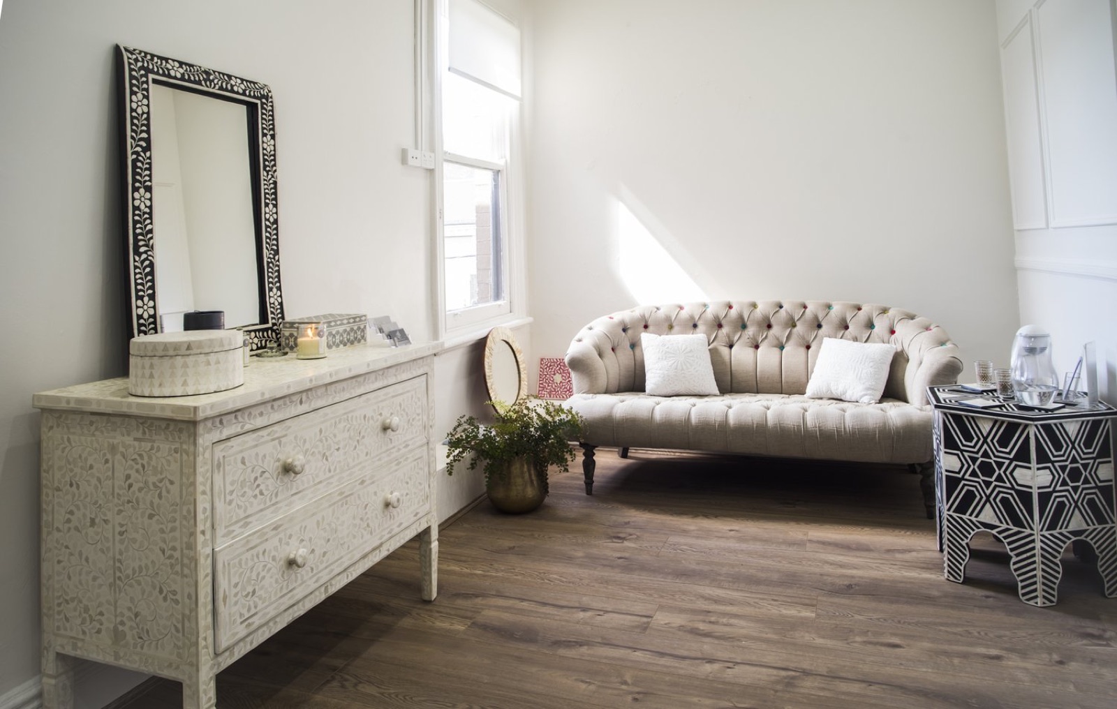 A calm treatment room at Skin Body Health
